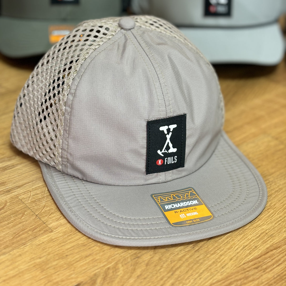 XFoils Cap